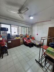 Blk 548 Jurong West Street 42 (Jurong West), HDB Executive #573732291